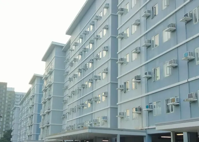 29 Trees Residences Tower 2 * Manila